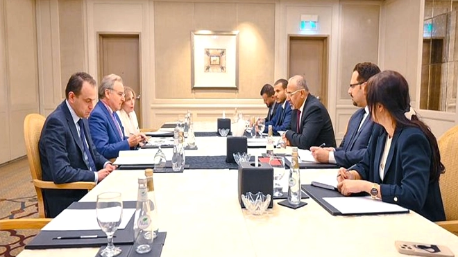 ​بحث مستجدات وتداعيات هجمات البحر الأحمر
